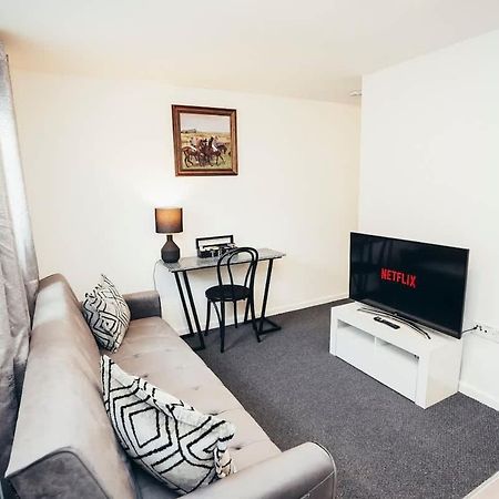 Snug 1Br Apt, Self Check In, Parking, By Derbnb Hilton  Εξωτερικό φωτογραφία